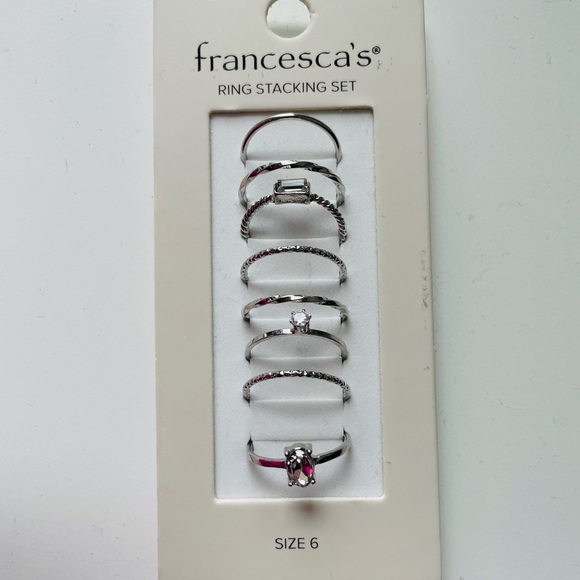 Francesca’s Ring Stacking Set - Picture 3 of 6